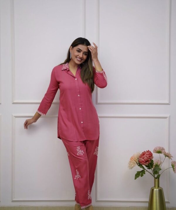WOMES PARTY WEAR AND FORMAL ALL TIME SUITED KURTIS 3 PIECE SET FOR WOMENS (ROYAL)