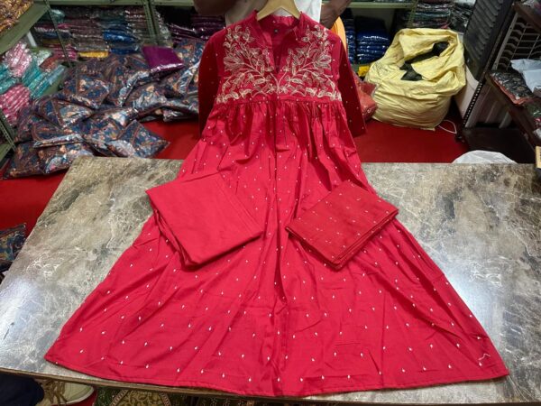 WOMES PARTY WEAR AND FORMAL ALL TIME SUITED KURTIS 3 PIECE SET FOR WOMENS (ROYAL)