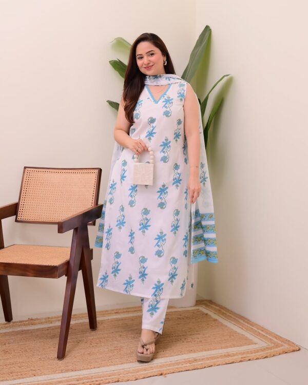 WOMES PARTY WEAR AND FORMAL ALL TIME SUITED KURTIS 3 PIECE SET FOR WOMENS (ROYAL)
