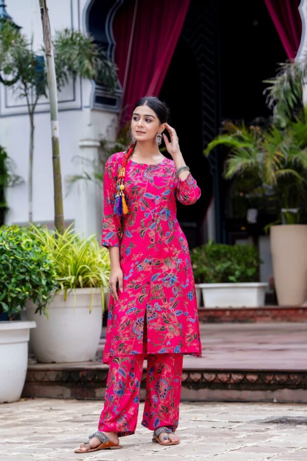 WOMES PARTY WEAR AND FORMAL ALL TIME SUITED KURTIS 3 PIECE SET FOR WOMENS (ROYAL)