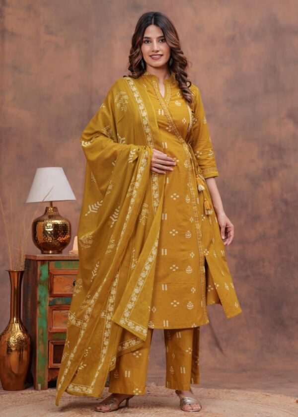 WOMES PARTY WEAR AND FORMAL ALL TIME SUITED KURTIS 3 PIECE SET FOR WOMENS (ROYAL)