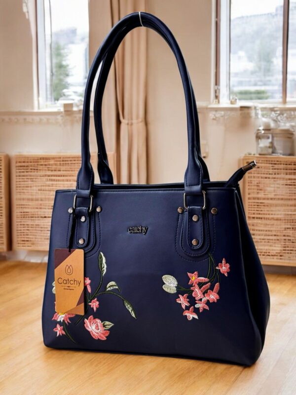 Square Flap Shoulder Bag (White)