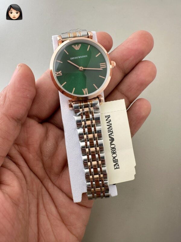 EMPORIO ARMANI WOMENS PREMIUM WEIGHT LESS WATCH FOR ALL TIME USE STAINLESS STEEL