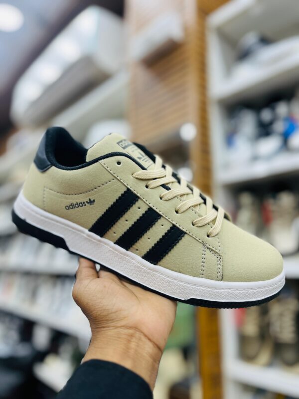 Adidas Sneakers (Beige/Black Stripes)