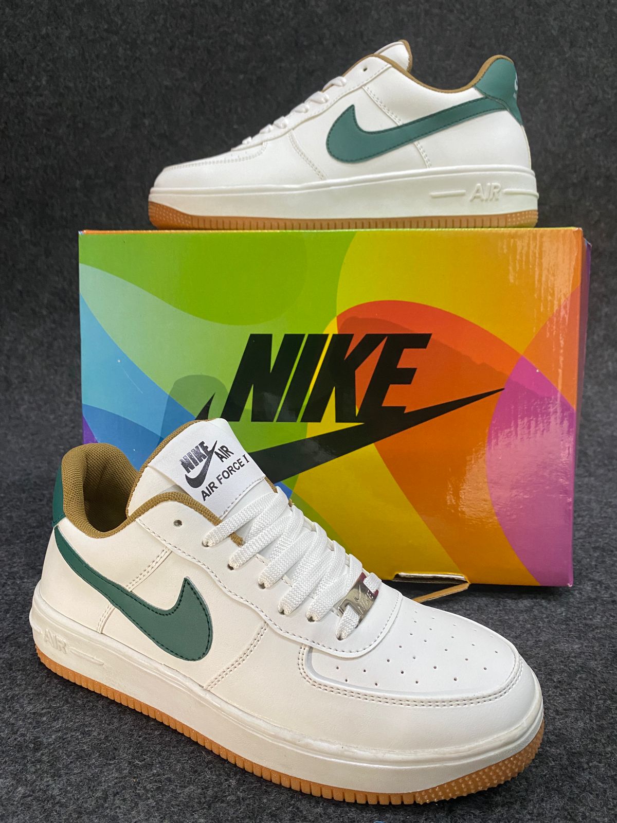 Nike Air Force 1 Low (White/Green Swoosh)