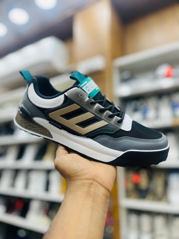 Fashion Sneakers (Black/Grey/Gold)