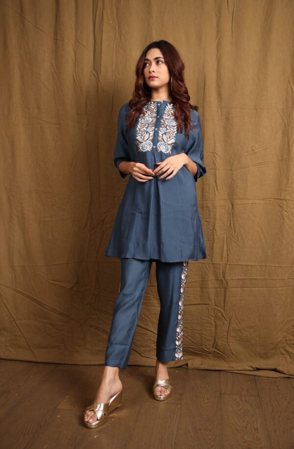 ROYAL WOMENS PREMIUM TOPS KURTIS 3 PIECE SETS