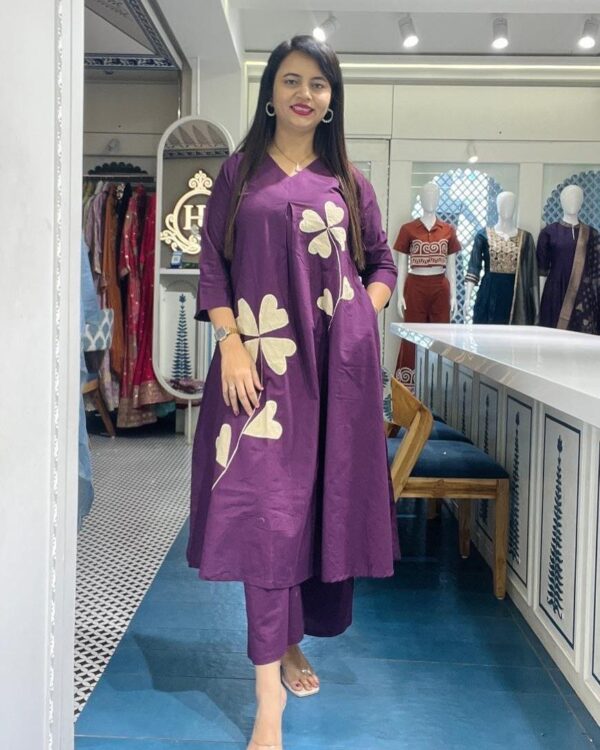 ROYAL WOMENS PREMIUM TOPS KURTIS 3 PIECE SETS